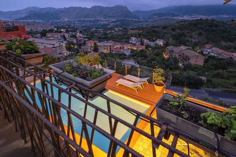 Casa Rossa Monreale
